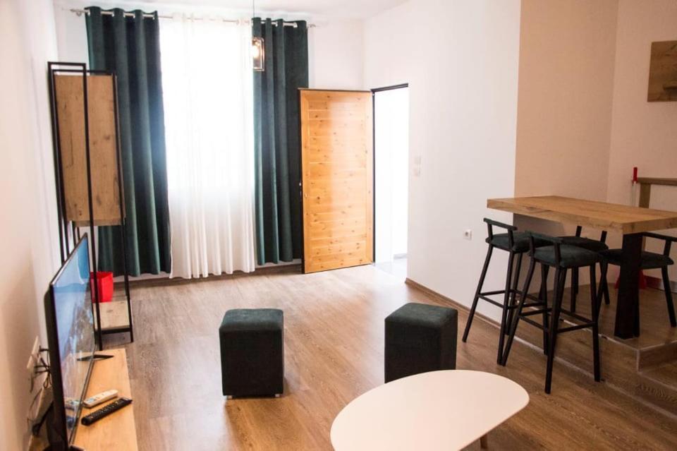 Apartament Stefani Saranda Kültér fotó